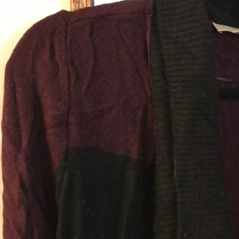 Cardigan - Picture 2 of 2